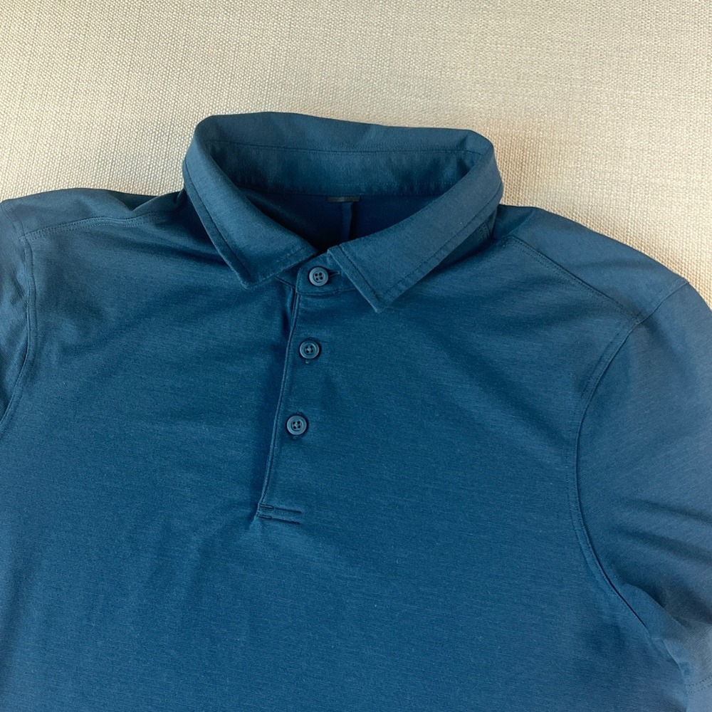 Lululemon Evolution Polo Shirt Mens M Blue Teal Short Sleeve Tech Pique (no tag)